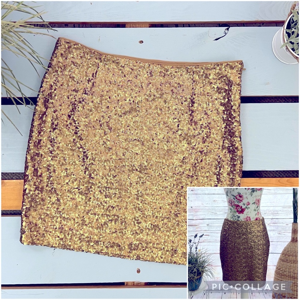 Cache Gold Sequin Mini Skirt Size 2